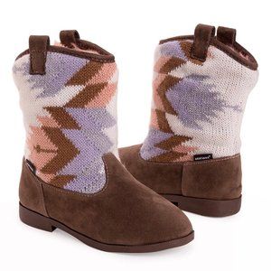 NWT Muk Luks Candied Peach Geometric Stacy Boot